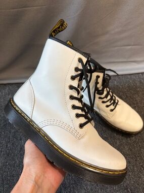 White Doc Martins Size 7 like new
